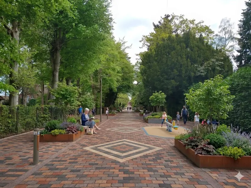 Branksomewood Road play route today